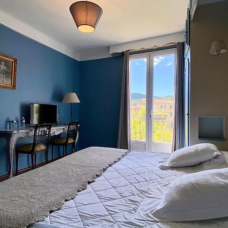 Rive Droite Hotel Apt Kültér fotó
