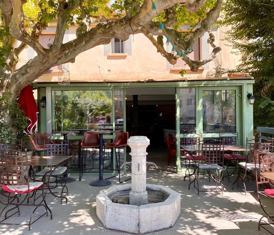 Rive Droite Hotel Apt Kültér fotó